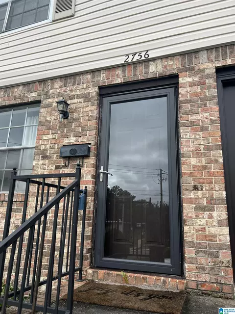 2756 Southbury Cir #2756, Vestavia Hills, AL 35216