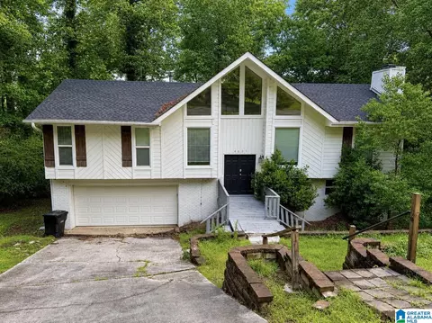 4601 Sylvaner Ln, Hoover, AL 35244