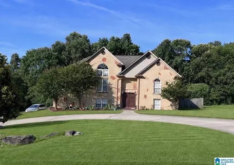 760 Small Lake Dr, Odenville, AL 35120