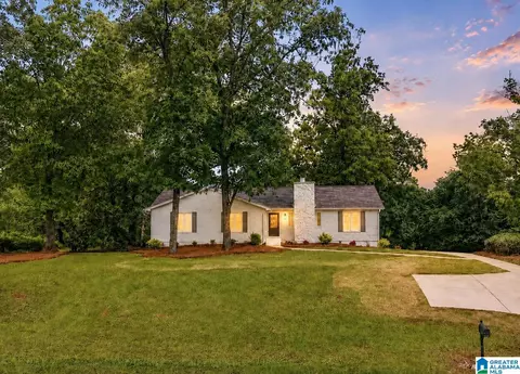 125 Shades Crest Rd, Hoover, AL 35226