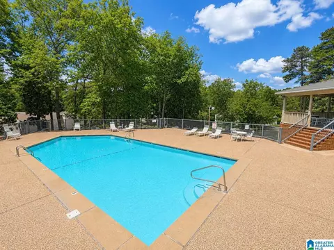 301 Gables Dr #301, Hoover, AL 35244
