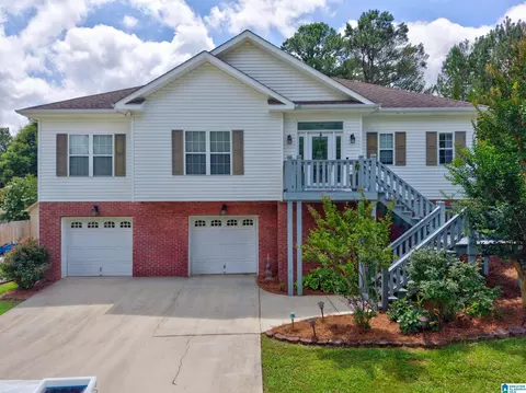 1004 Macy Ln SE, Jacksonville, AL 36265