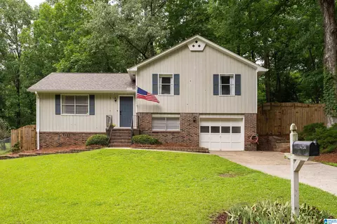 4736 Wine Ridge Ln, Birmingham, AL 35244