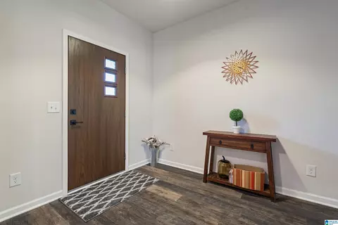 Entry Way - 164 Moores Spring Rd, Montevallo, AL 35115 photo 2 of 5