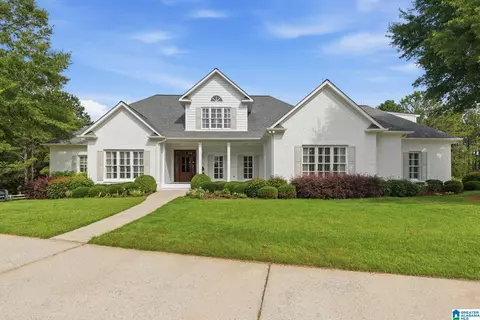 100 Autumn Crest Dr, Columbiana, AL 35051