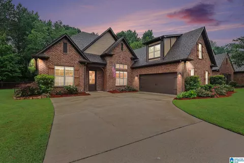 264 Macallan Dr, Pelham, AL 35124