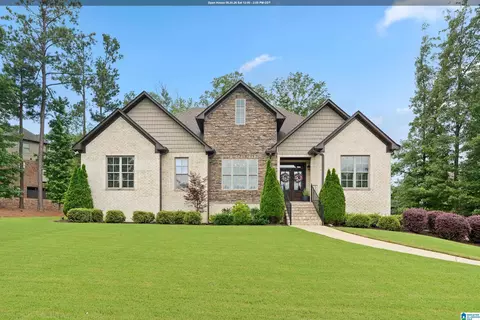 221 Grey Oaks Dr, Pelham, AL 35124