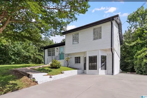 800 Whaley Rd, Fultondale, AL 35068