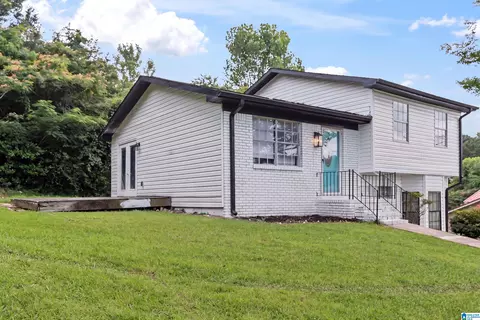 800 Whaley Rd, Fultondale, AL 35068