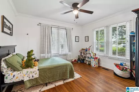 Bedroom - 404 2nd Ave S, Clanton, AL 35045 photo 6 of 9