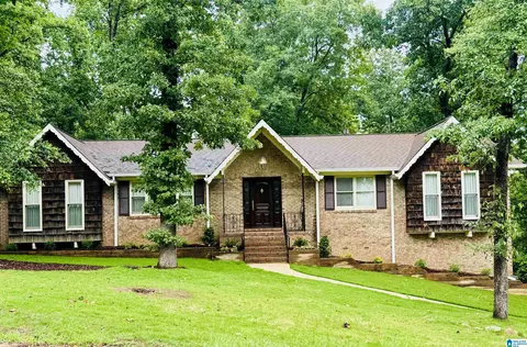 2645 Foothills Dr, Hoover, AL 35226