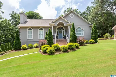 7576 Windsong Dr, Trussville, AL 35173