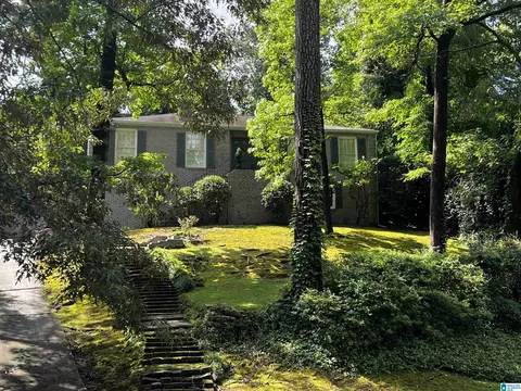 3809 Rockbrook Cir, Birmingham, AL 35213