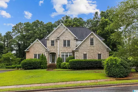 15 Cherry Tree Ln, Cropwell, AL 35054