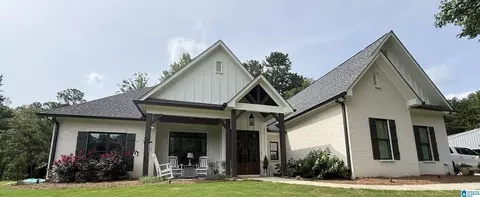 340 Lake Cottage Rd, Sterrett, AL 35147