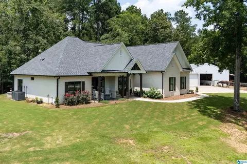 340 Lake Cottage Rd, Sterrett, AL 35147