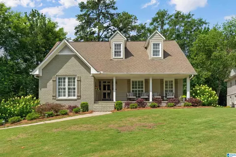 3505 Coventry Dr, Vestavia, AL 35243