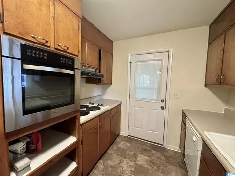 Kitchen - 206 6th St, Warrior, AL 35180 photo 3 of 4