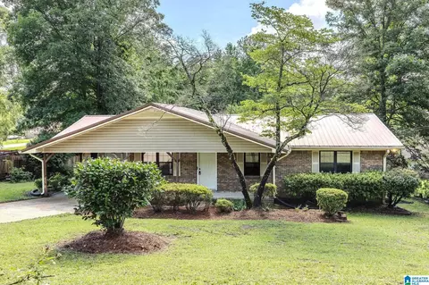 6103 Gunter St, Anniston, AL 36206