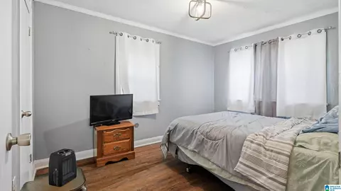 Bedroom - 444 E Forest Dr, Birmingham, AL 35235 photo 1 of 3
