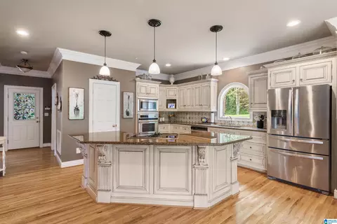 Kitchen - 22786 Eastern Valley Rd, Mc Calla, AL 35111 photo 2 of 6
