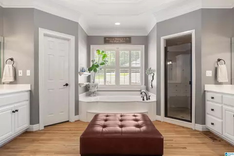 Entry Way - 22786 Eastern Valley Rd, Mc Calla, AL 35111 photo 2 of 5