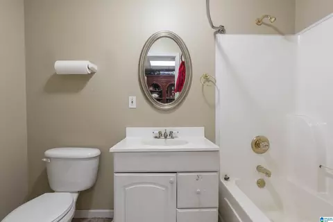 Bath - 22786 Eastern Valley Rd, Mc Calla, AL 35111 photo 4 of 4