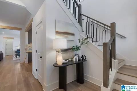 4212 Longmoor Rd, Hoover, AL 35244