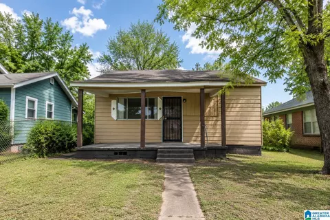 2425 Lawn Ave SW, Birmingham, AL 35211