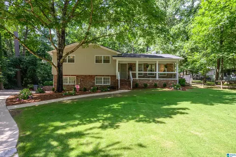 3560 Valley Cir, Vestavia, AL 35243