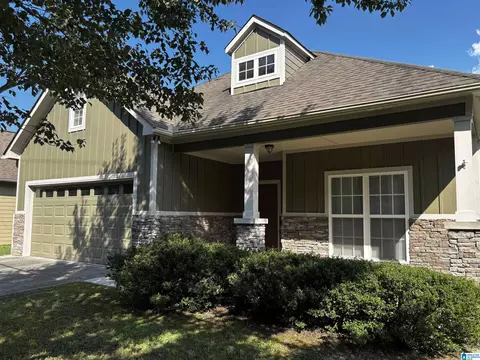 207 Bonnieville Dr, Calera, AL 35040