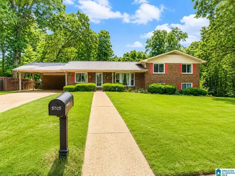 5705 Dove Creek Ave, Northport, AL 35473