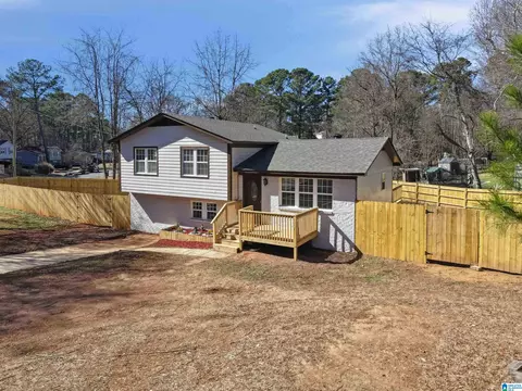 5200 Hickory Dr, Pinson, AL 35126