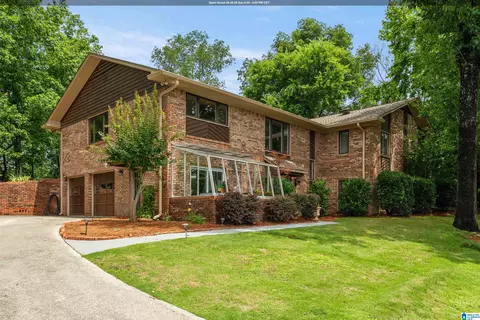 3546 Mill Springs Rd, Mountain Brook, AL 35223