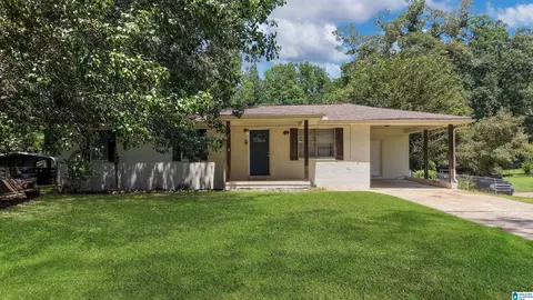 1032 5th Pl, Pleasant Grove, AL 35127