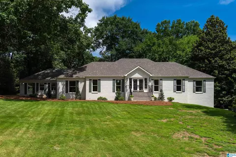 3526 Bethune Dr, Mountain Brook, AL 35223
