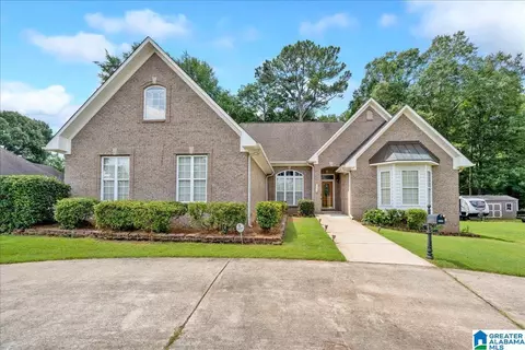 5024 Tammy Ln, Hueytown, AL 35023