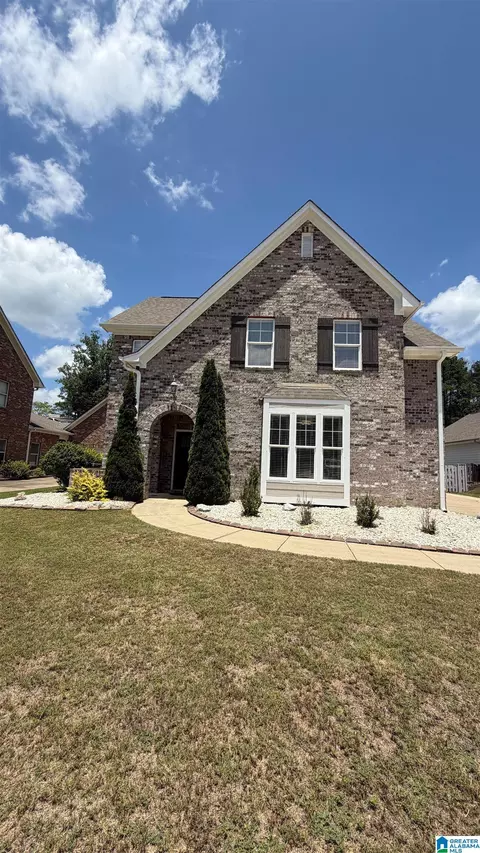 133 Keeneland Grn, Pelham, AL 35124