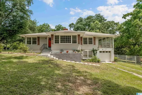 606 4th St SE, Childersburg, AL 35044