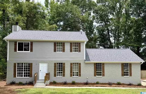3225 Green Valley Rd, Vestavia, AL 35243