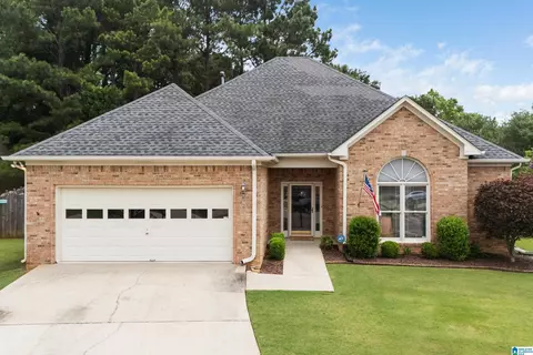 217 Beaver Crest Cir, Pelham, AL 35124