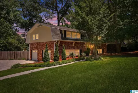 3249 Monte Doro Dr, Hoover, AL 35216