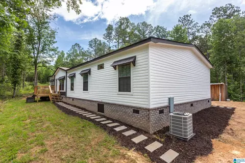 142 Tree Line Dr, Odenville, AL 35120