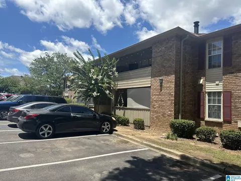 1308 Patton Creek Dr #1308, Hoover, AL 35226