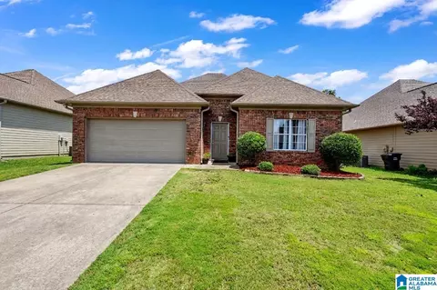 813 Savannah Ln, Calera, AL 35040