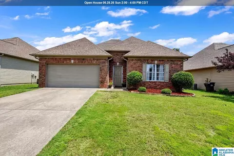 813 Savannah Ln, Calera, AL 35040