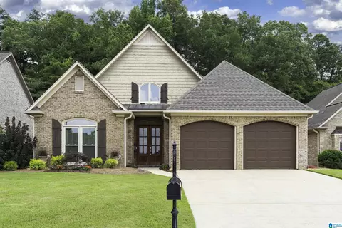 5934 Limestone Ln, Trussville, AL 35173