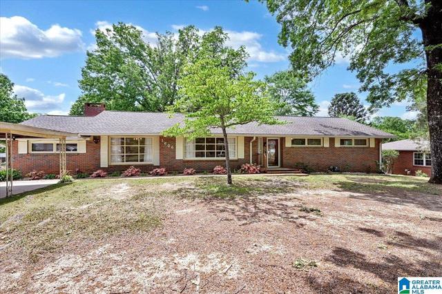 1606 Woodland St NW, Cullman, AL 35055