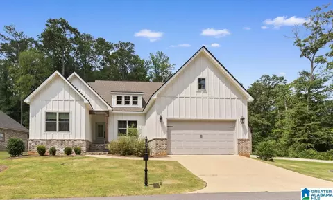 153 Southside Dr, Auburn, AL 36832