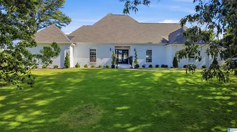 2419 Monte Vista Dr, Vestavia Hills, AL 35216